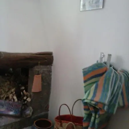 Borgo Tipico Collinare Apartment *